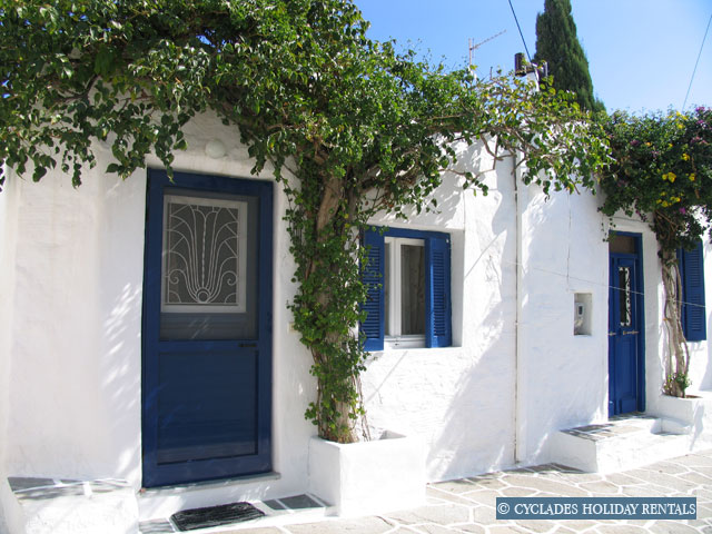 holidays-cyclades.com