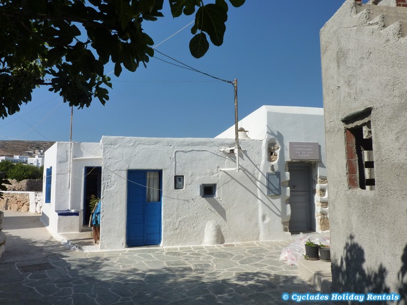 holidays-cyclades.com