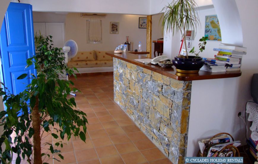 Folegandros Apartments