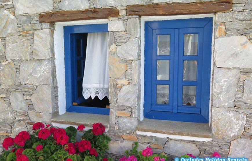 Folegandros Apartments