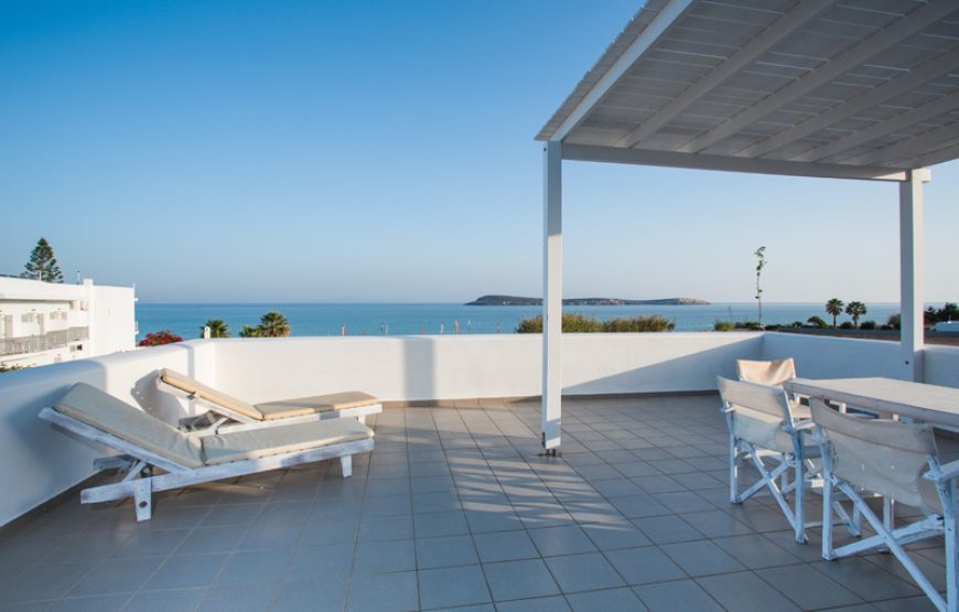 Suite familiale 4 personnes avec petit déjeuner, vue sur mer