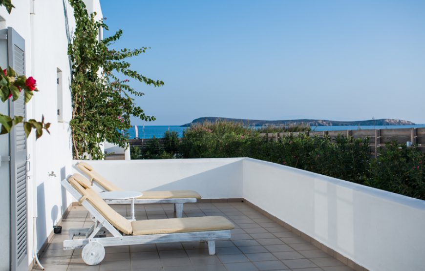 Suite familiale 4 personnes avec petit déjeuner, vue sur mer