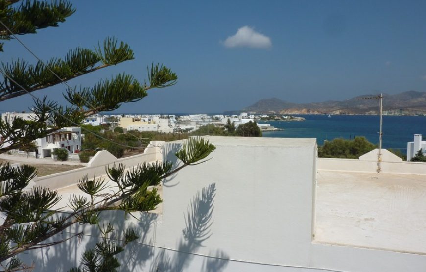 Kapetan Tasos Suites