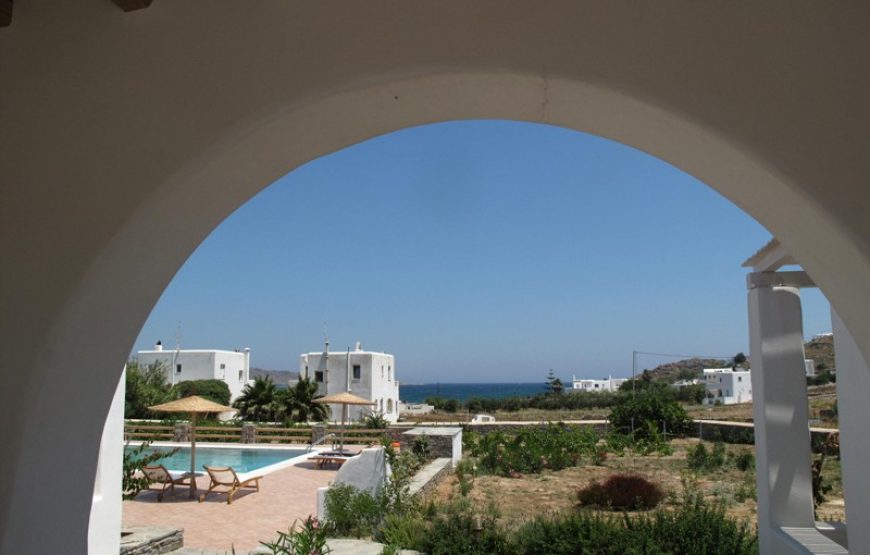 Naoussa Bay – Villa Agia Irini