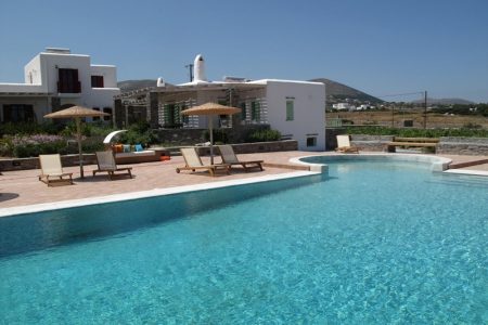 Naoussa Bay – Villa Lefkes