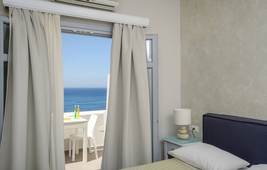 DOUBLE ROOM sea view